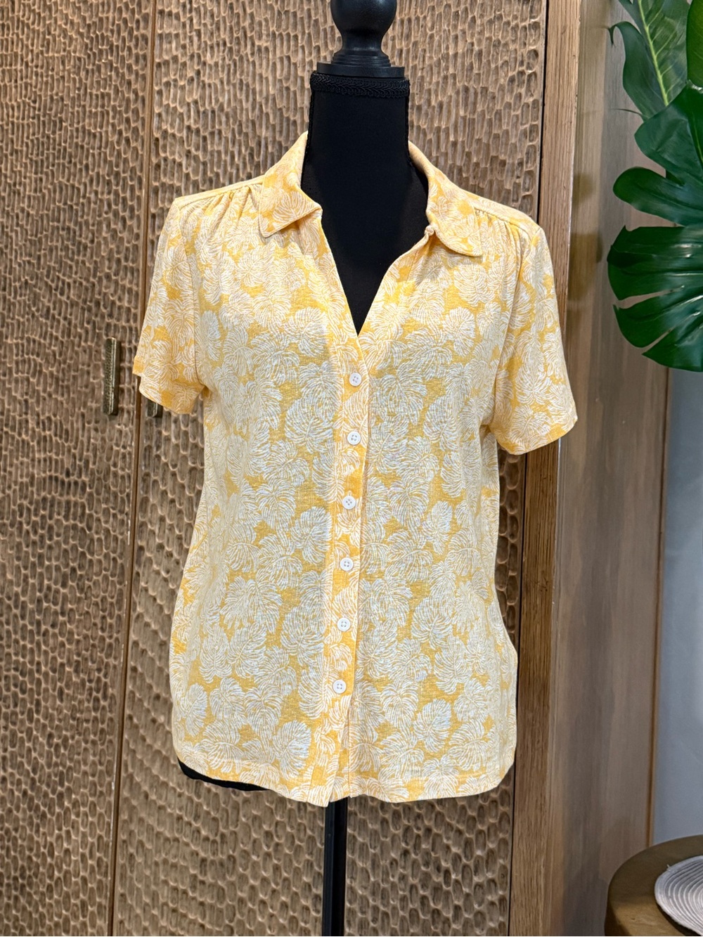 Lands End NEW W/TAGS Women's TangerineFloral Button-Front Short Sleeve Top Small